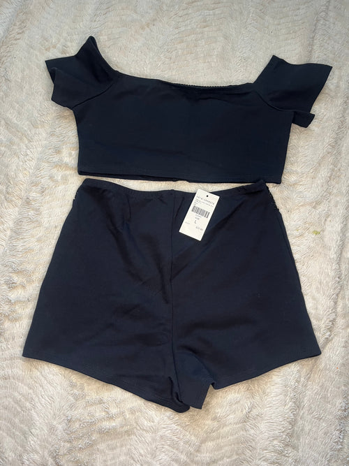 Fashion Nova set “Large”
