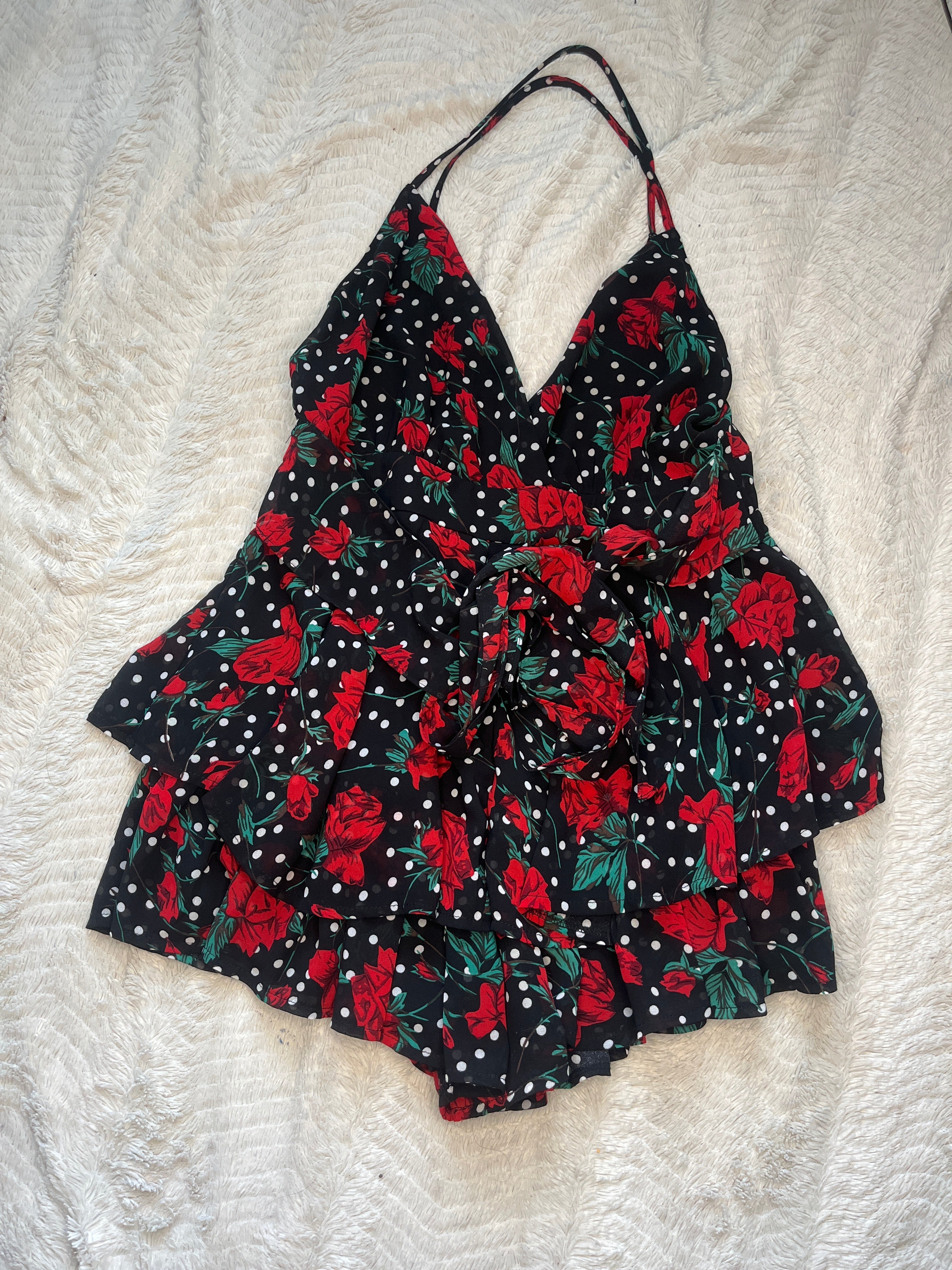 Ruffle jumper with built-in shorts “Large, for 5’6 & under”
