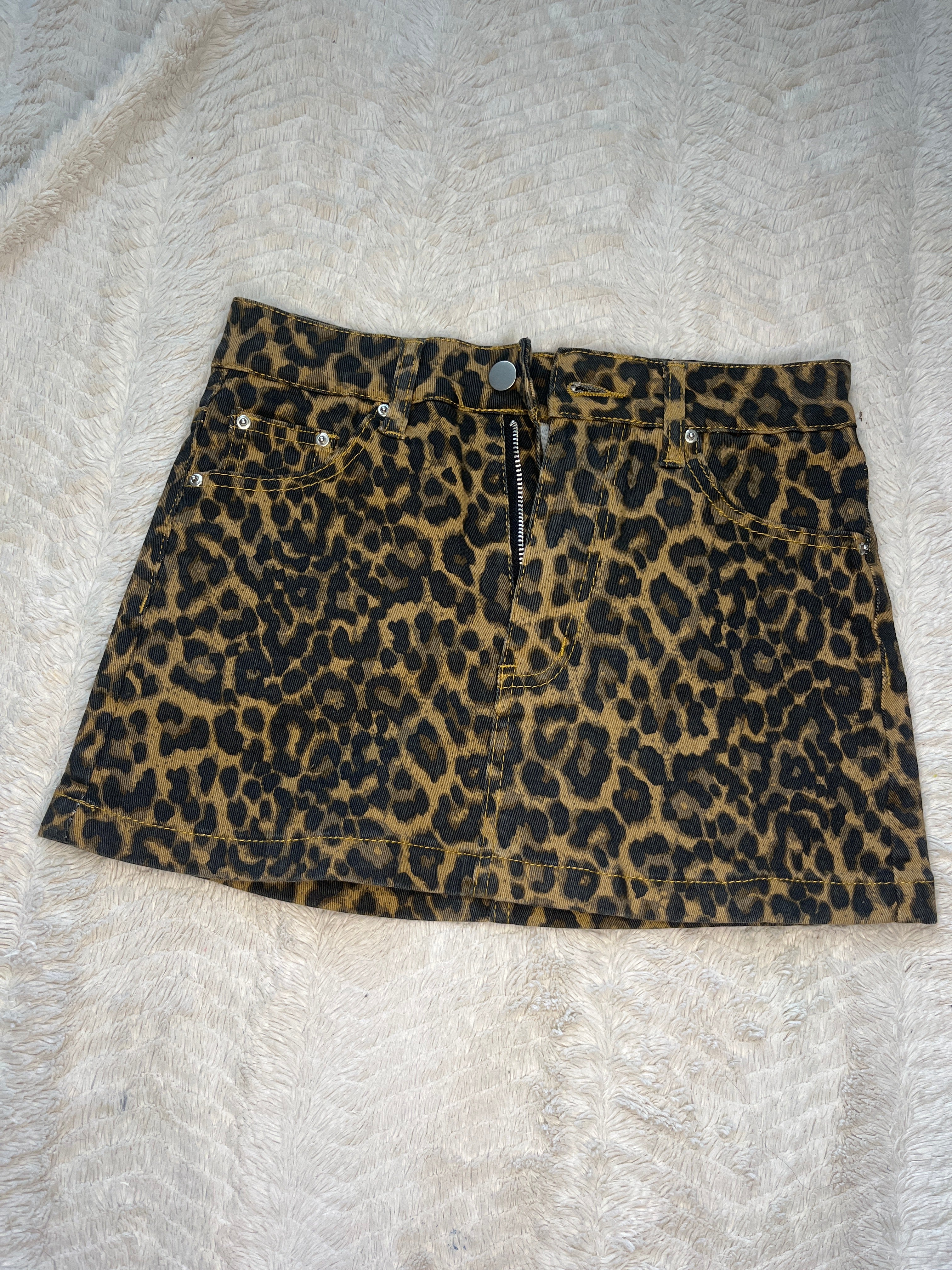 Cheetah print mini skirt “XS”