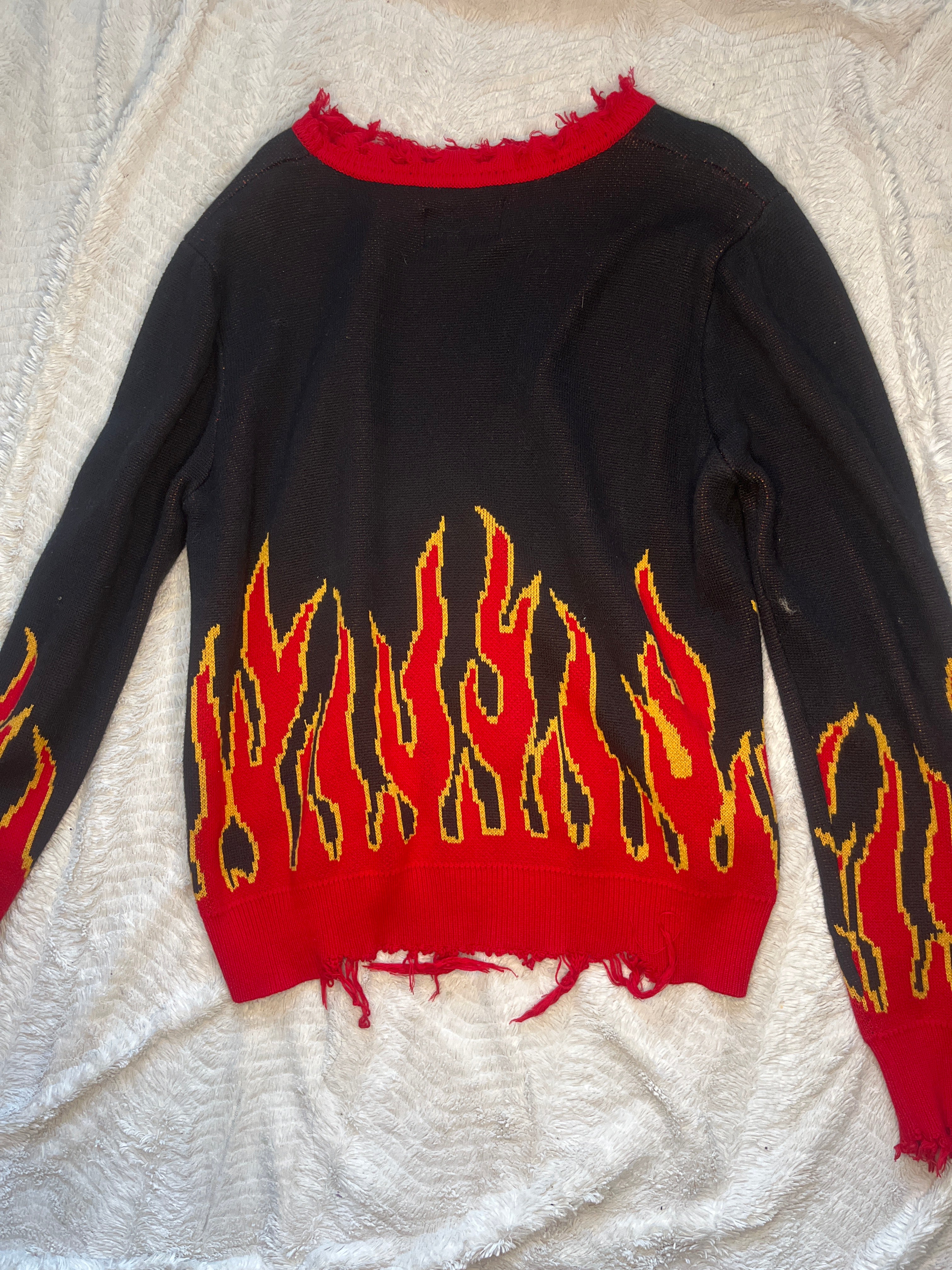“Valabasas” oversized flame sweater “Large”