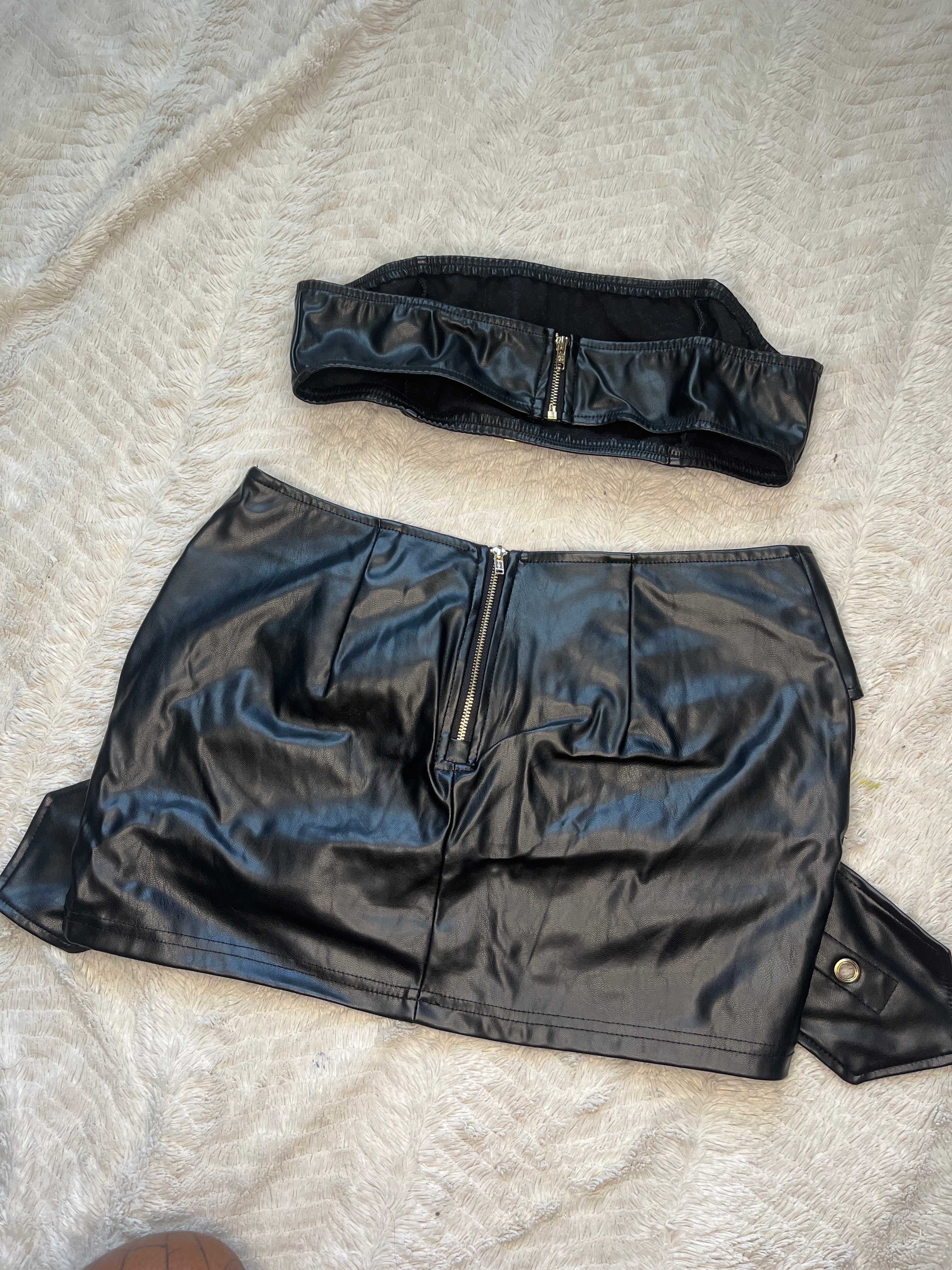Pleather mini skirt set “Medium”