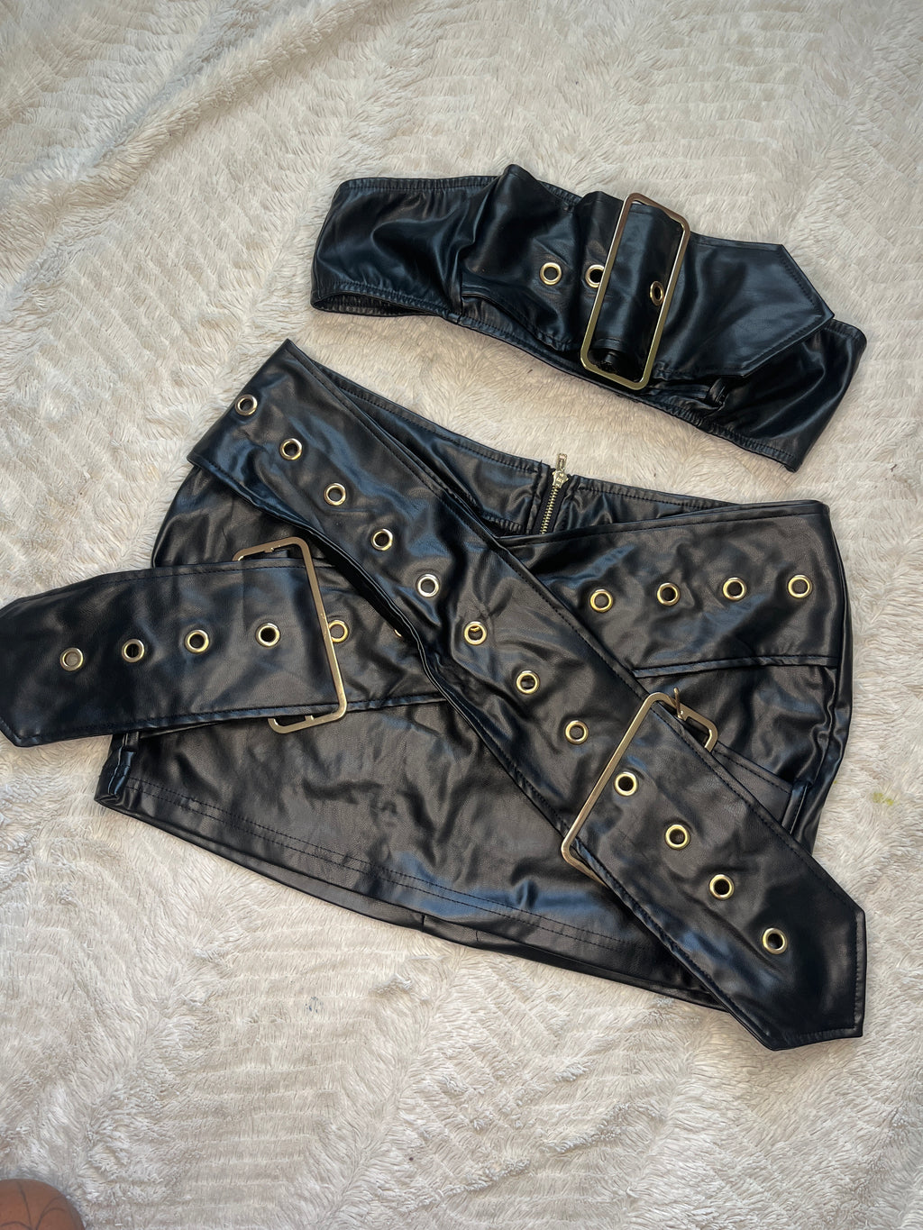 Pleather mini skirt set “Medium”