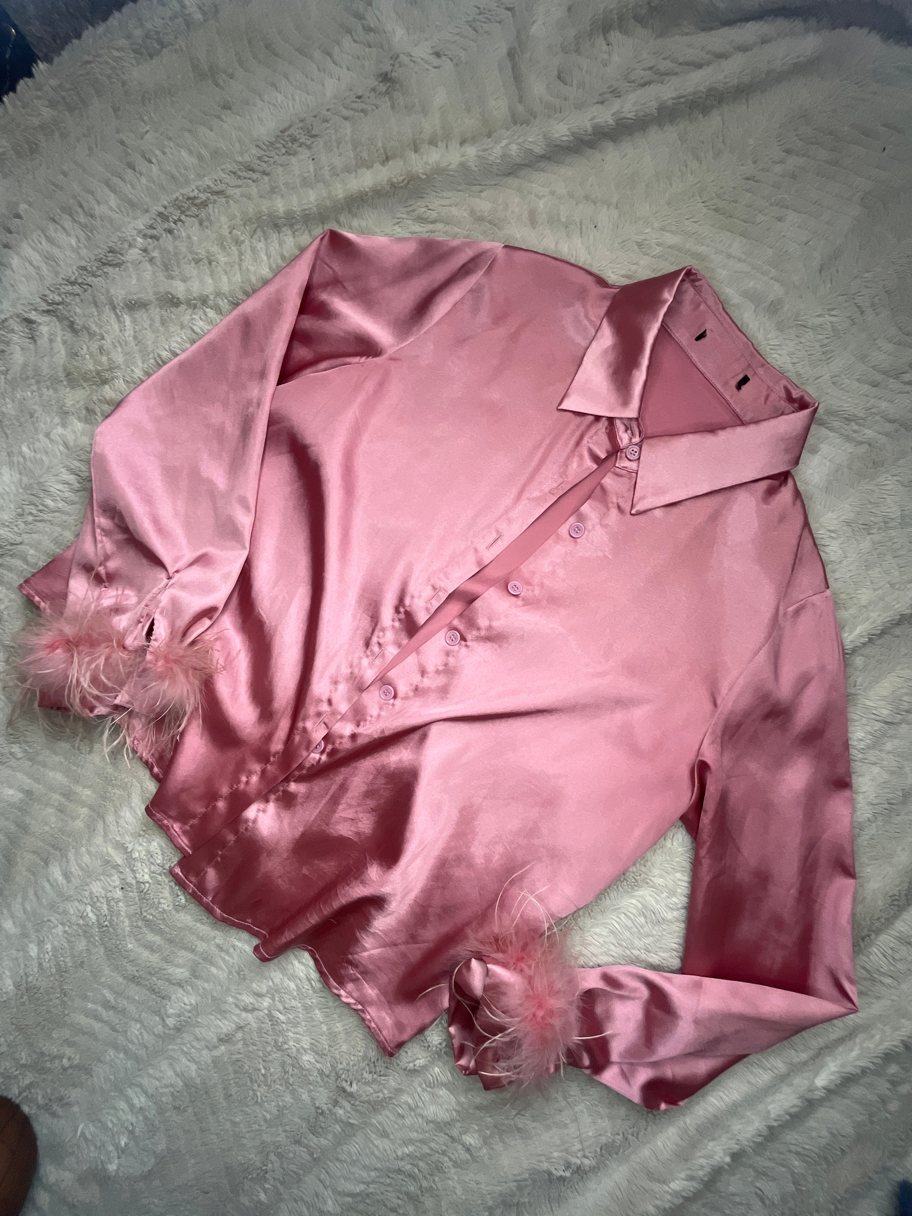 Satin button down “Medium”