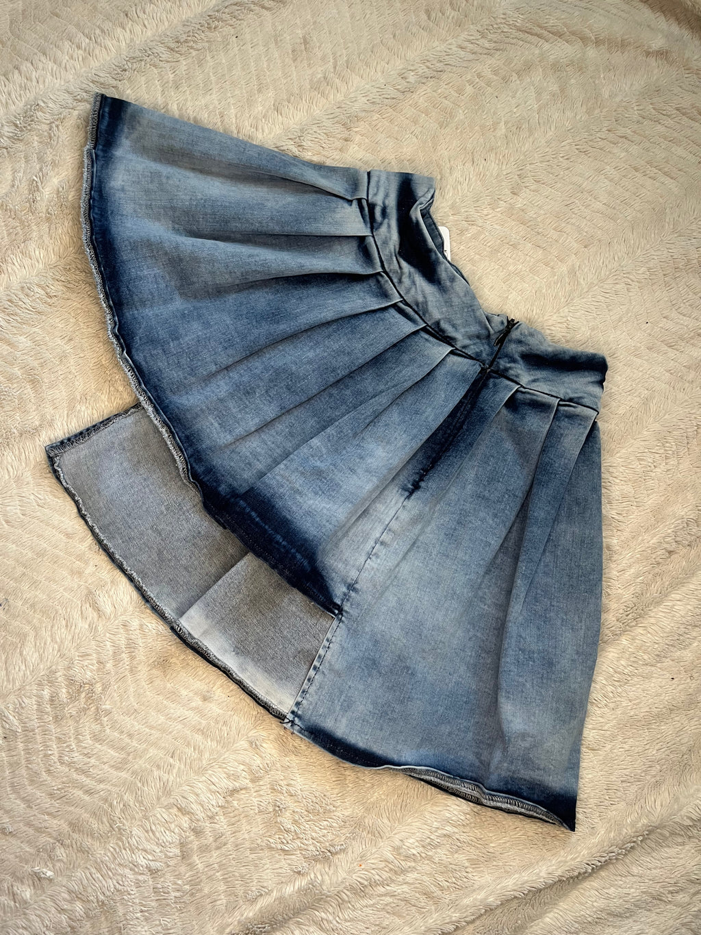 Unsymmetrical tennis skirt “Medium”